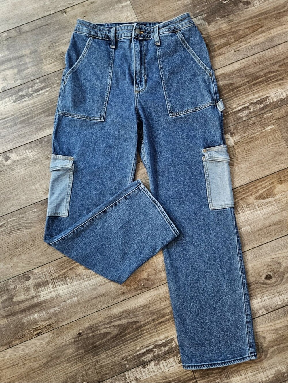 HOLLISTER Dad Jean Ultra High Rise Denim Cargo Jeans Size 11R